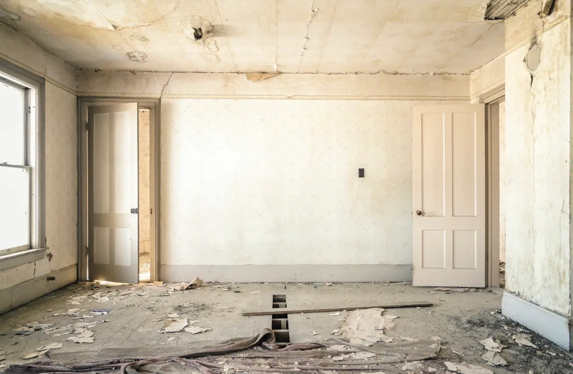 Waste disposal crew managing a cleanout project in Lockeford